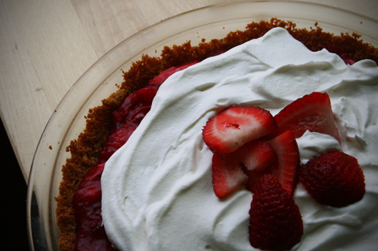 20090711 strawberry pie2 small